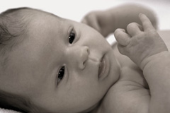 Как правильно ухаживать за пупком новорожденного?